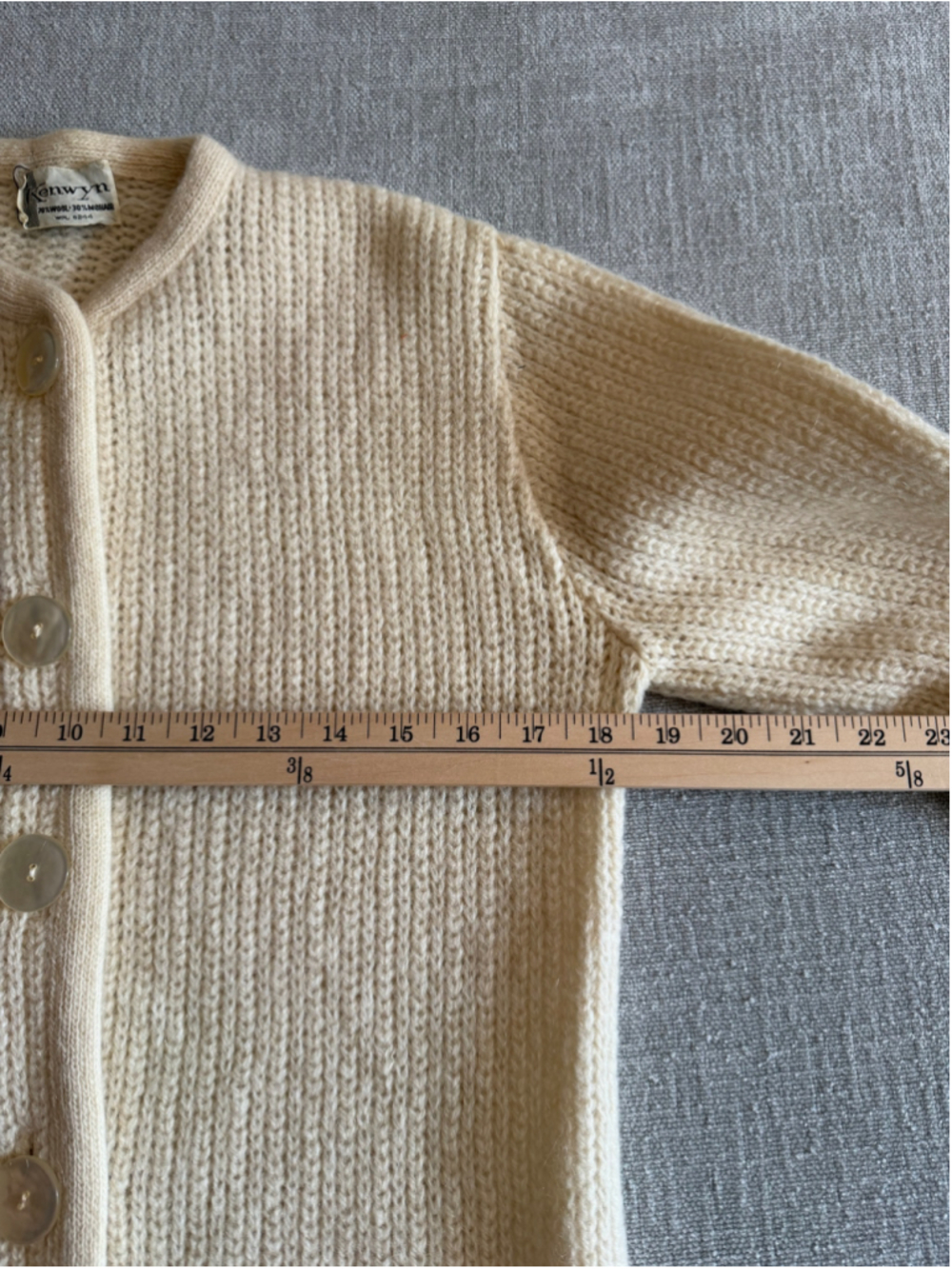Vintage kenwyn mid century wool mohair button up crochet cream cardigan sweater - Picture 5 of 8